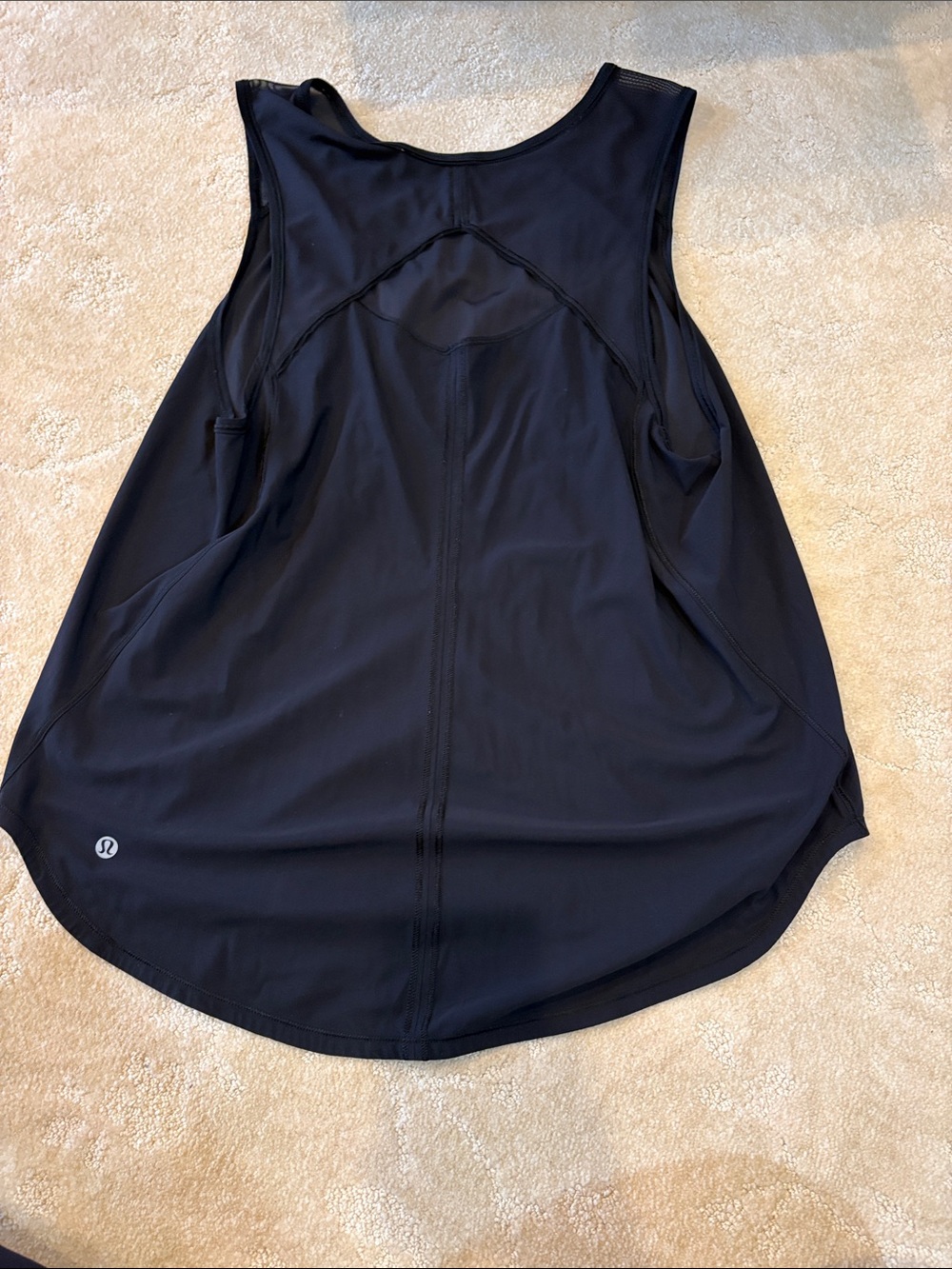 Lululemon top w sheer back